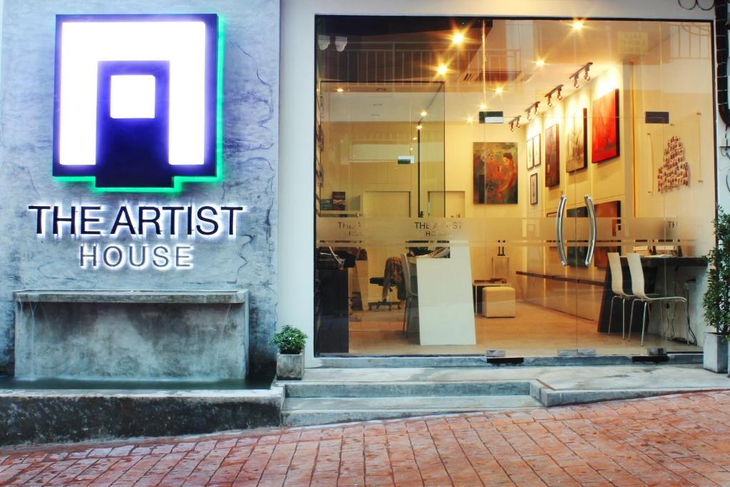 Hotel The Artist House Patong Exterior foto